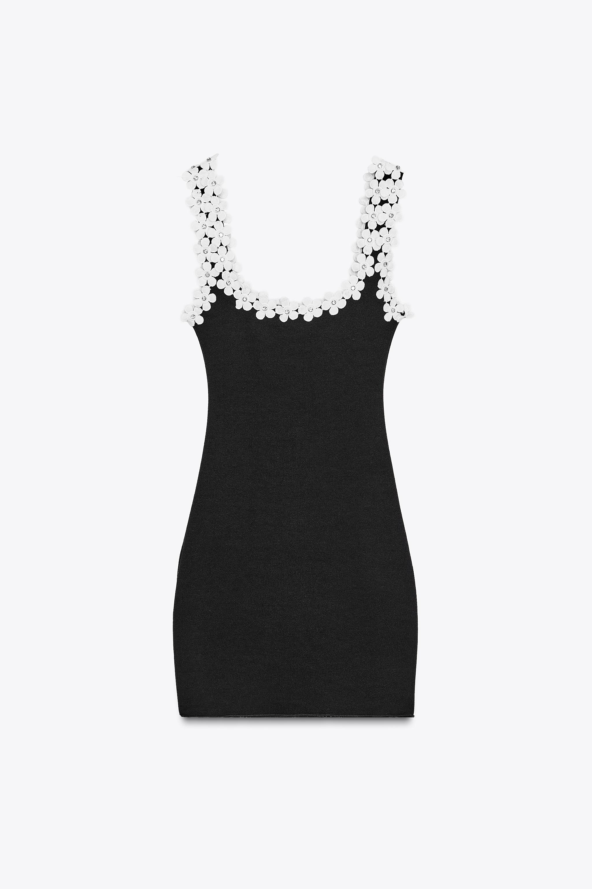 STRETCH DRESS WITH FLOWER HARDWARE